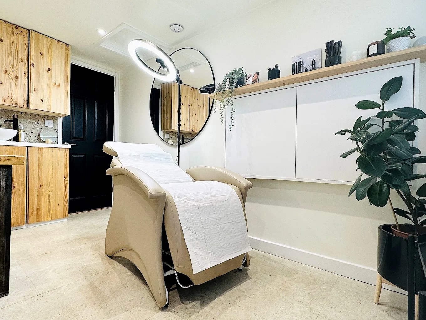 Inside Hidden Salon — the calm treatment room in West Bridgford